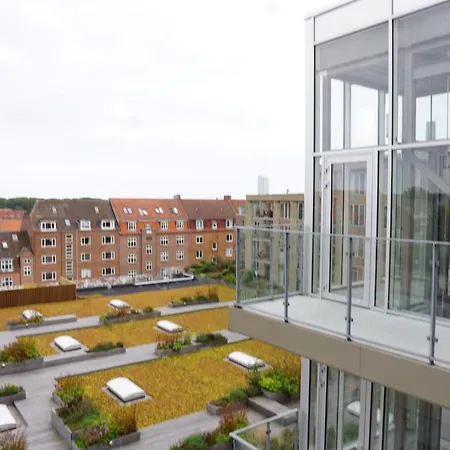 Luxury Penthouse, Location, 3 Bedrooms Lägenhet